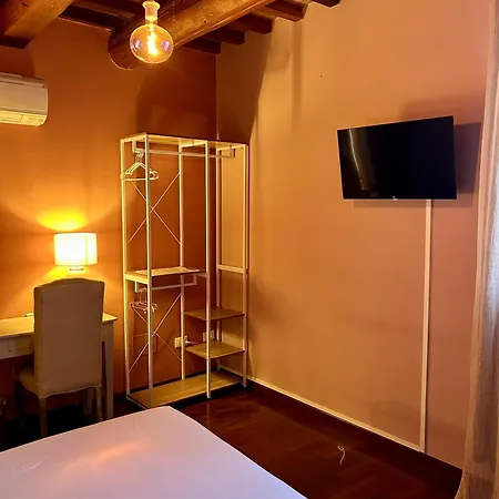 Bed and breakfast La Maison 3*