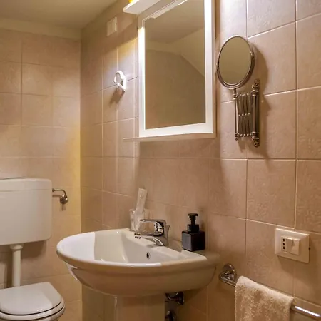 Bed and Breakfast La Maison 3*