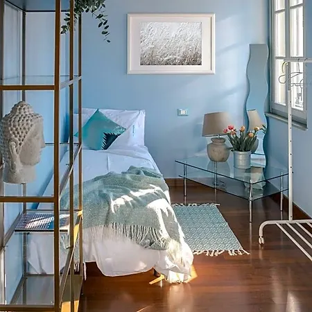 La Maison Bed and Breakfast